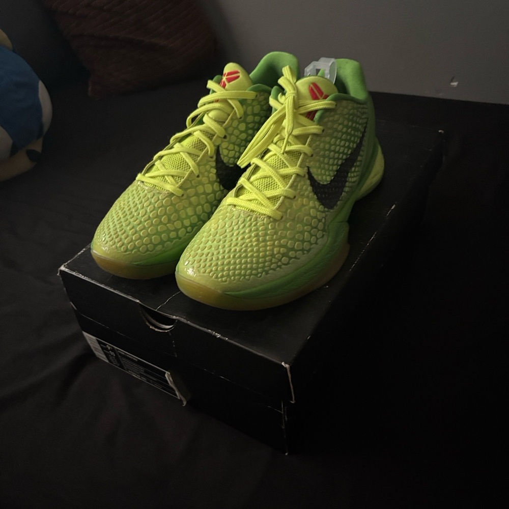 Kobe 6 Grinches